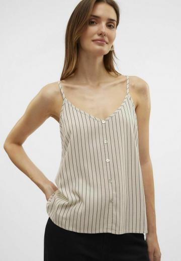 Топ на бретельках