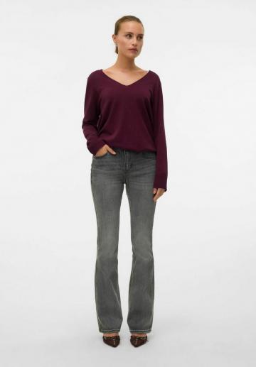 Клешеные джинсы