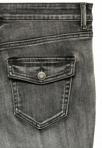 Клешеные джинсы