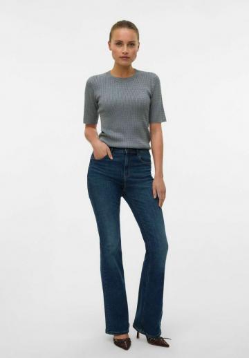 Клешеные брюки