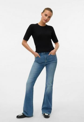 Клешеные брюки