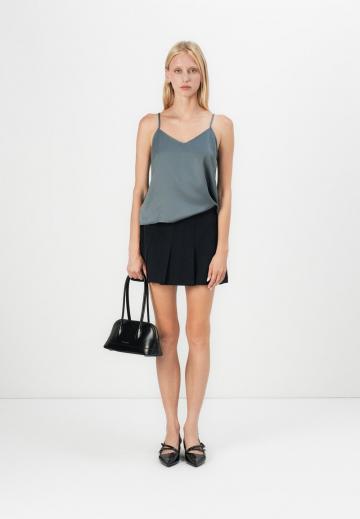 Топ на бретельках