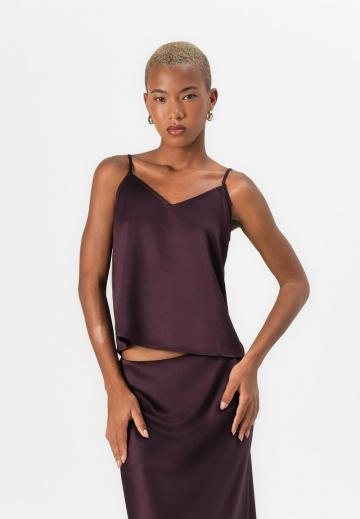 Топ на бретельках