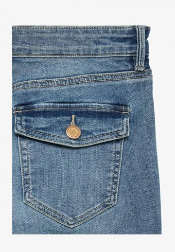 Клешеные брюки