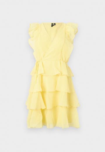 Короткое платье