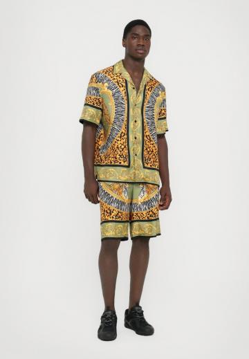 Рубашка с коротким рукавом