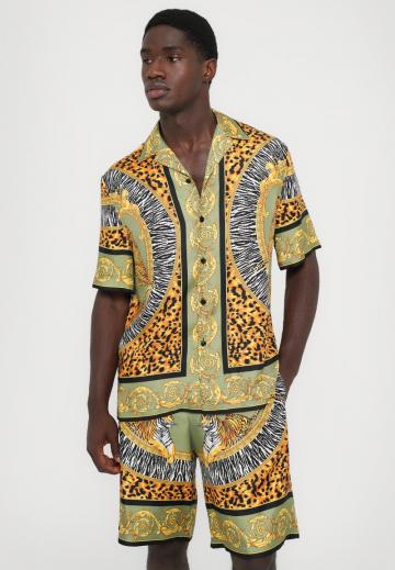 Рубашка с коротким рукавом