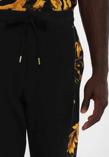 Спортивные штаны