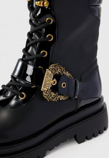 Ботинки на шнуровке