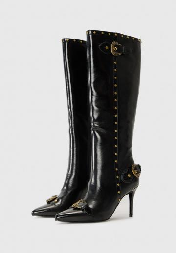 Высокие сапоги