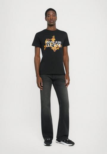 Клешеные джинсы