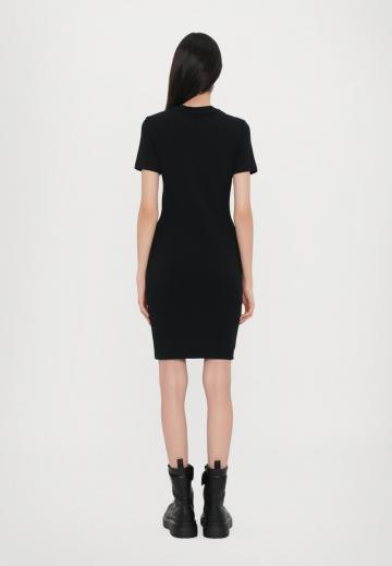 Короткое платье