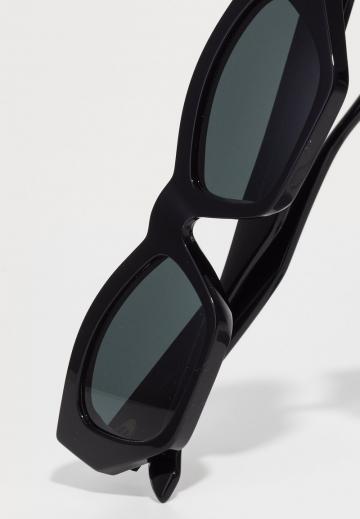 Солнечные очки