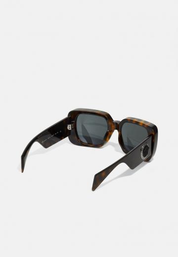 Солнечные очки