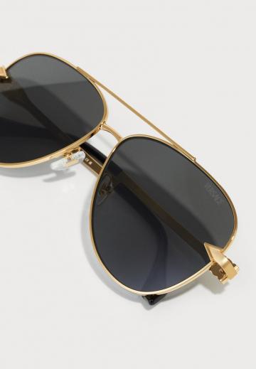 Солнечные очки