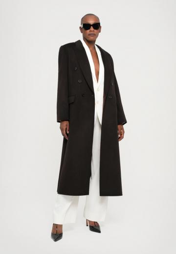 Шерстяное пальто