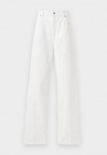 Джинсы бойфренда