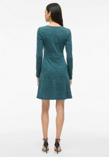 Вязаное платье