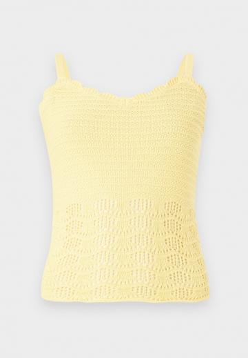 Топ на бретельках