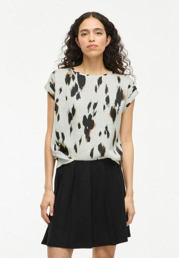 Атласная блузка