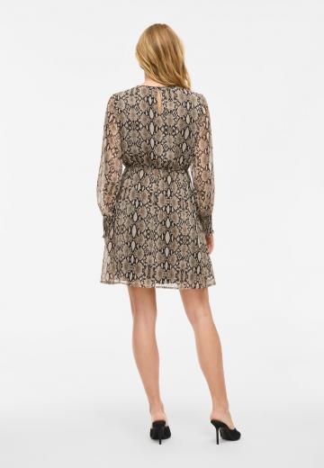 Короткое платье