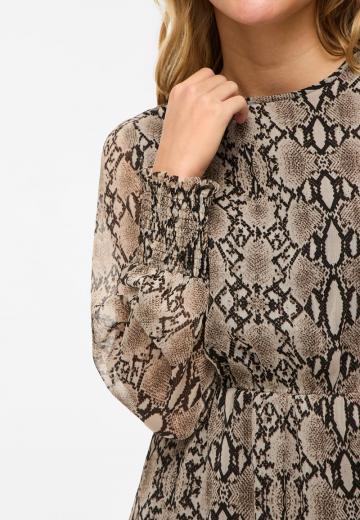 Короткое платье