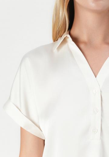 Атласная блузка