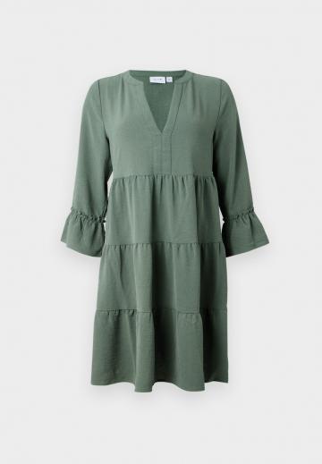 Короткое платье