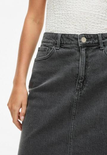 Юбка с накладными карманами