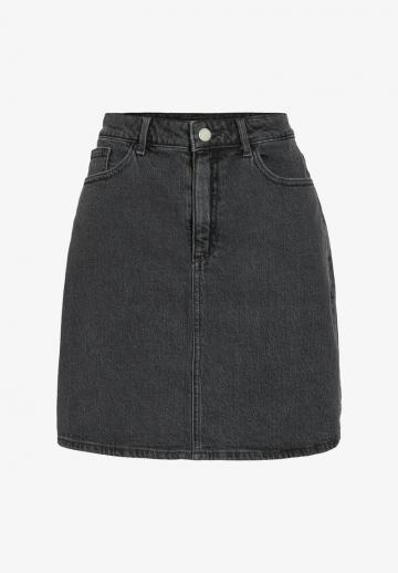 Юбка с накладными карманами