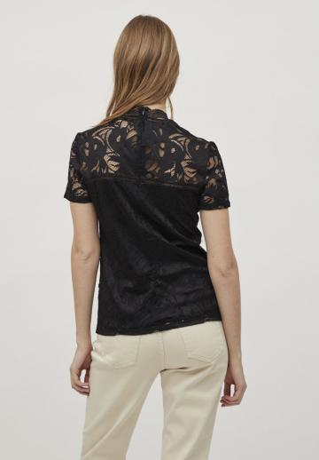 Кружевная блузка