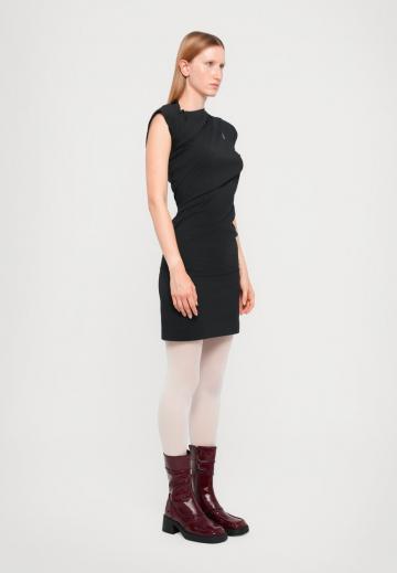 Короткое платье