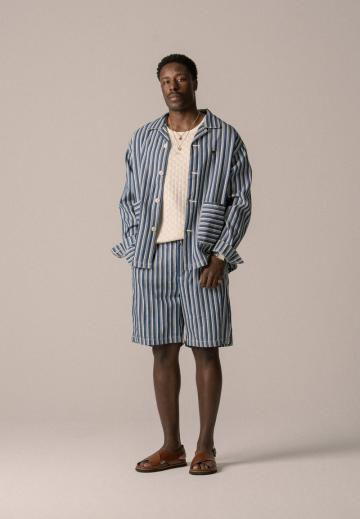 Джинсовая куртка