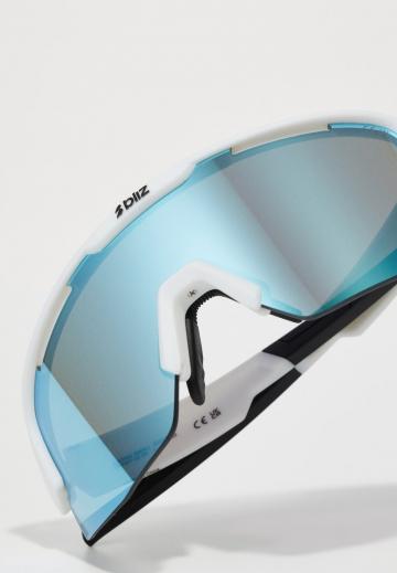 Солнечные очки