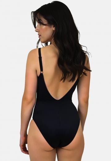 Слитный купальник