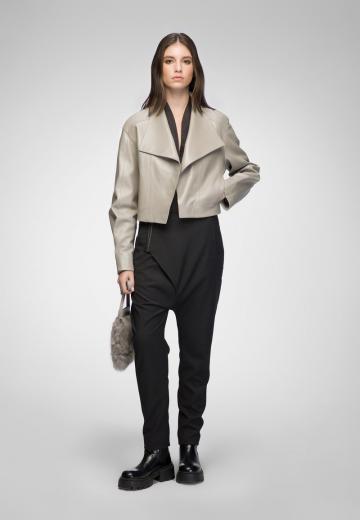 Короткая куртка