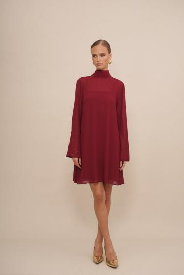 Короткое платье