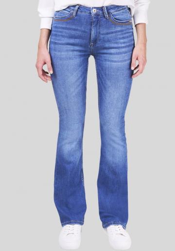 Клешеные брюки