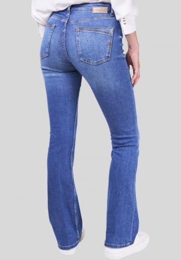 Клешеные брюки