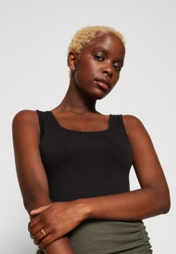 Майка-борцовка