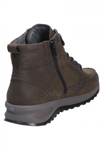 Ботинки на шнуровке