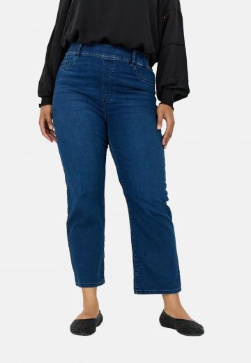 Прямые джинсы