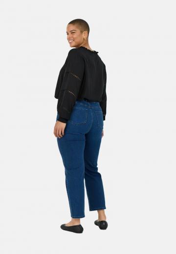 Прямые джинсы