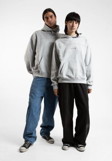 Пуловер с капюшоном