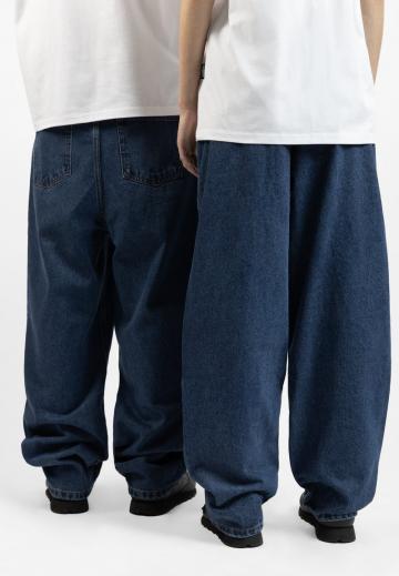 Свободные джинсы