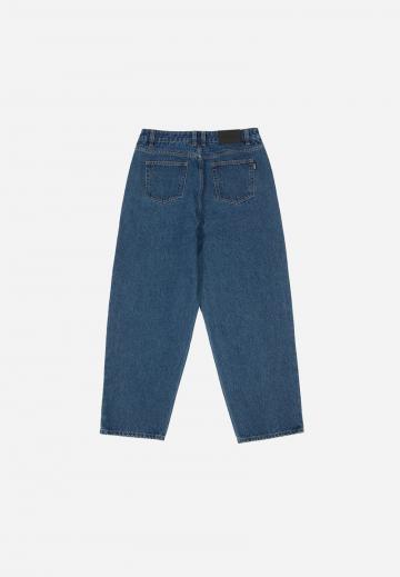 Свободные джинсы