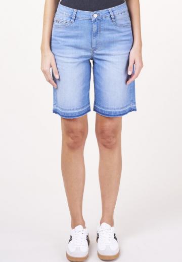 Джинсовые шорты