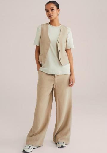 Джинсовая жилетка