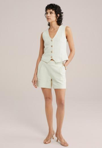 Короткая куртка