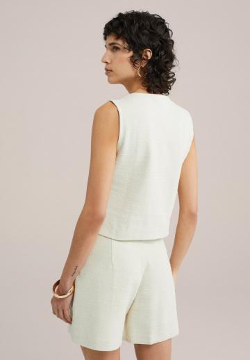 Короткая куртка